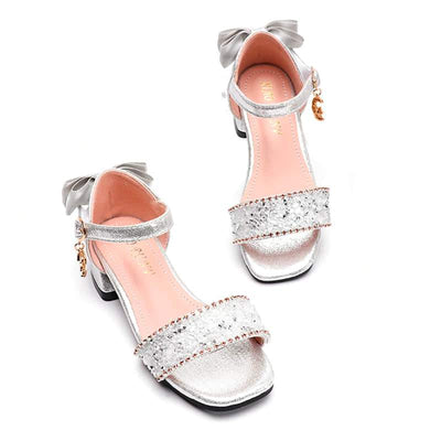silver_strap_glitter_summer_shoes